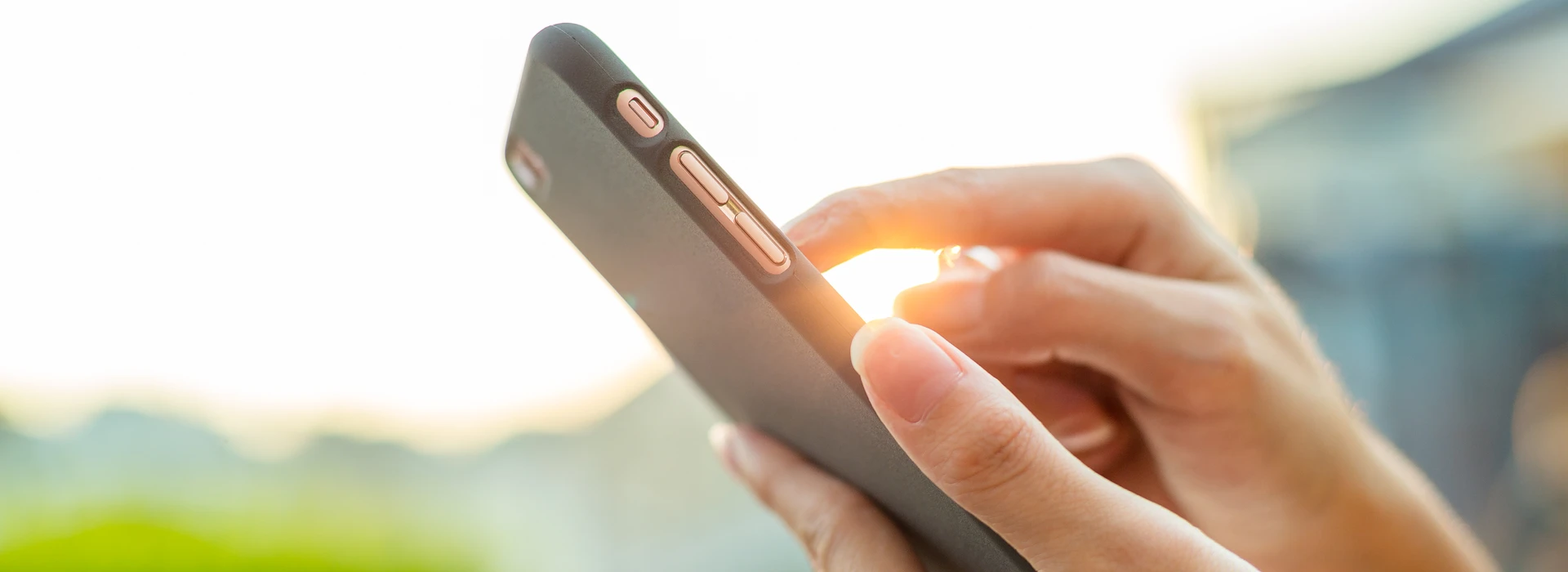 Mobile Phone Addiction: Und...